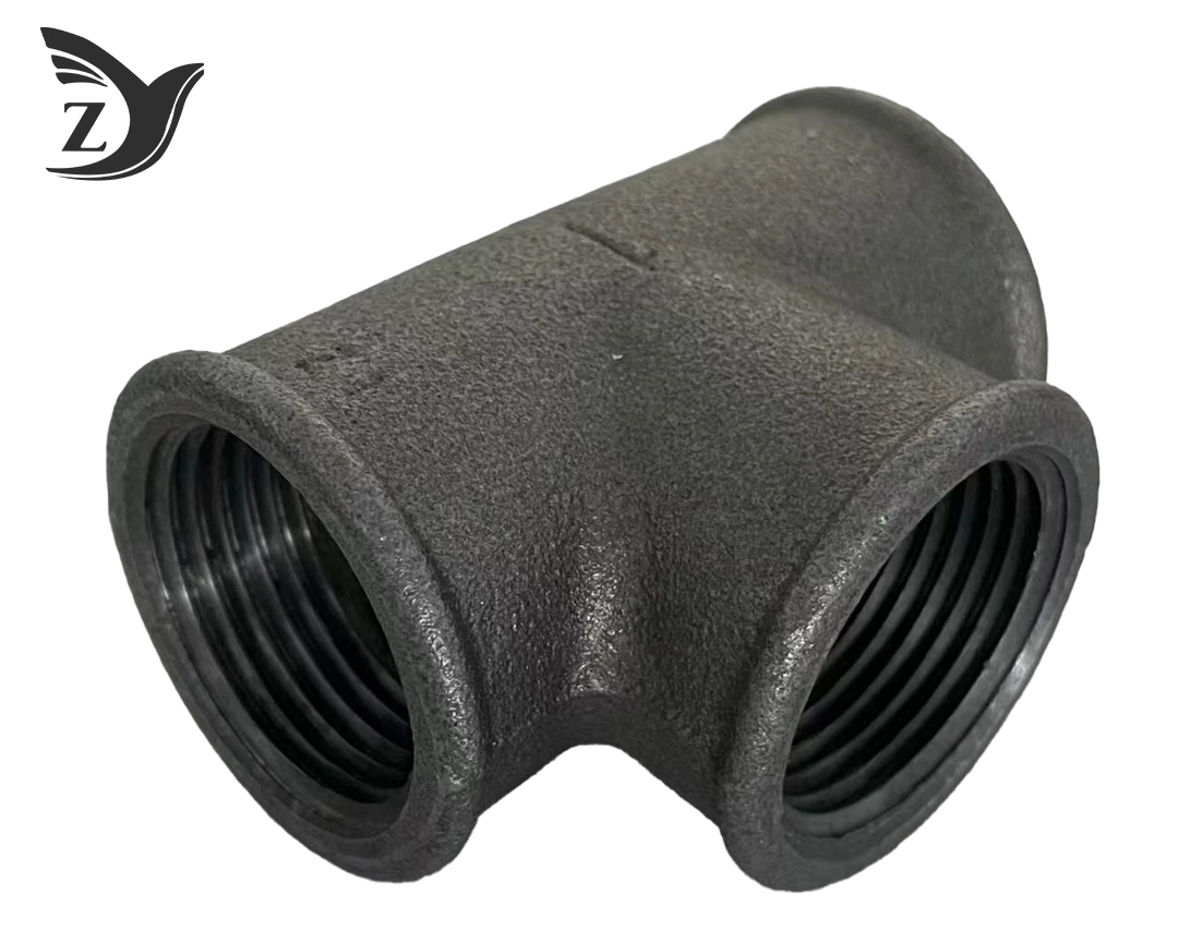 Black Round Face Straight Tee Pipe Fittings 2