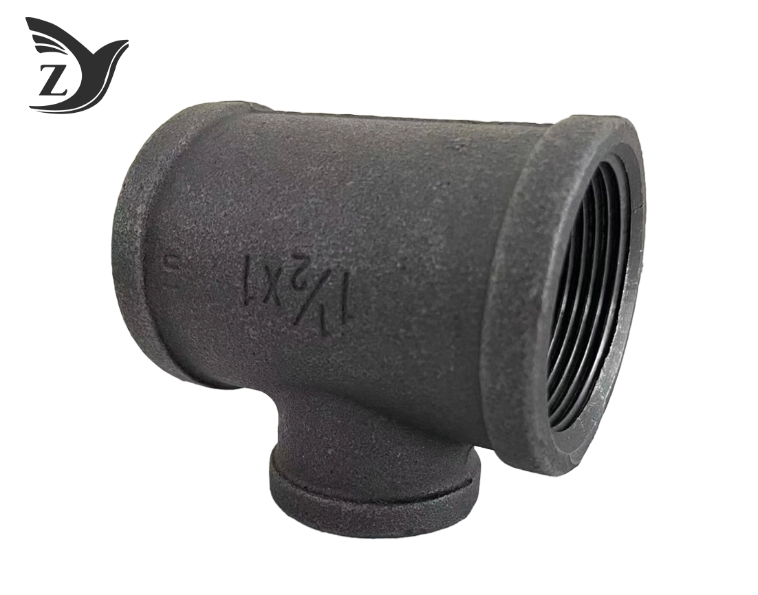 Black Square Face Reducing Tee Pipe Fittings 3